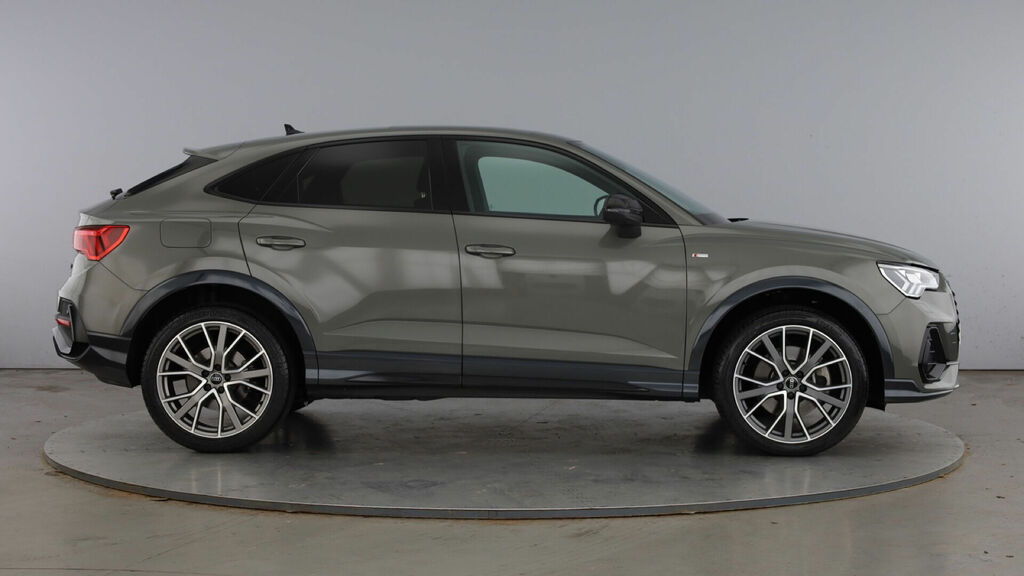 Audi Q3 2.0 Tdi 40 Black Edition Sportback S Tronic Quattr Grey #4