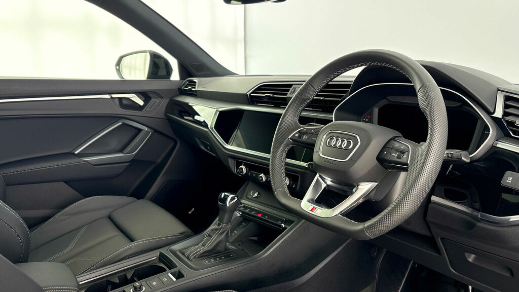 Audi Q3 2.0 Tdi 40 Black Edition Sportback S Tronic Quattr Grey #6