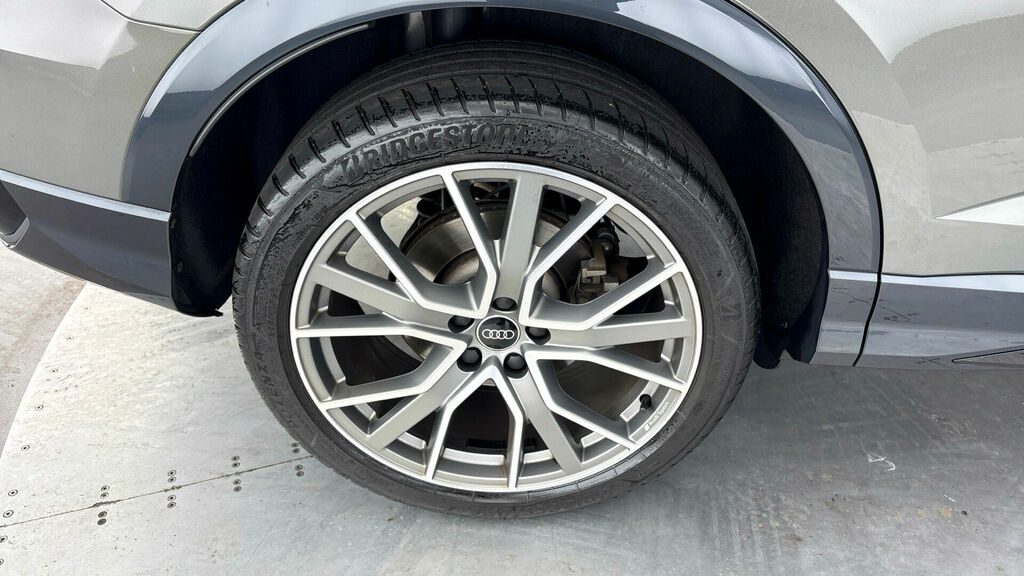 Audi Q3 S Line Grey #32