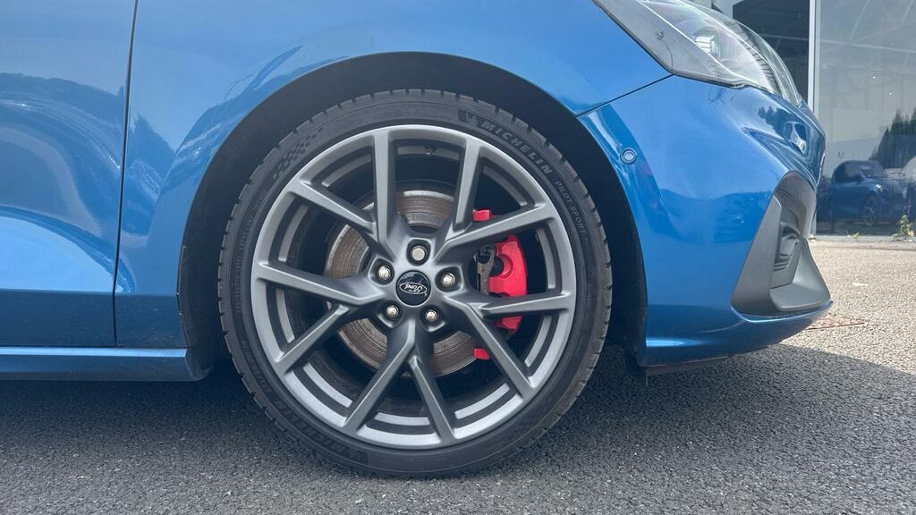 Ford Focus Ecoboost St Euro 6 5-Door WV70XZE Blue #4