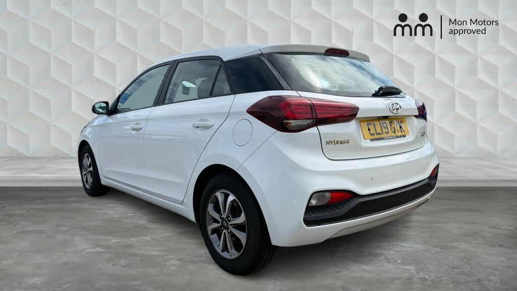 Hyundai I20 Se Launch Edition Euro 6 5-Door CL19GYK White #3