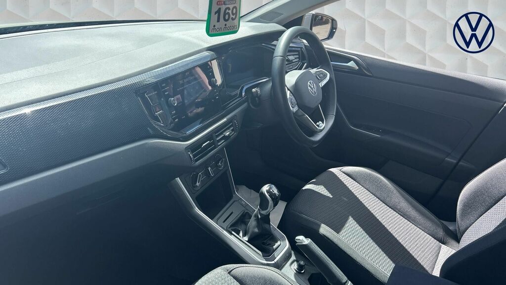 Volkswagen Polo 1.0 Tsi Life Euro 6 5-Door Grey #2