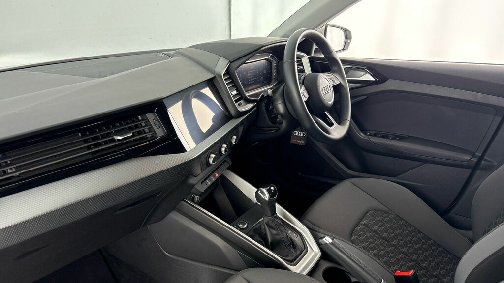 Audi A1 1.0 Tfsi 25 Sport Sportback S Tronic Euro 6 5-Door Silver #2