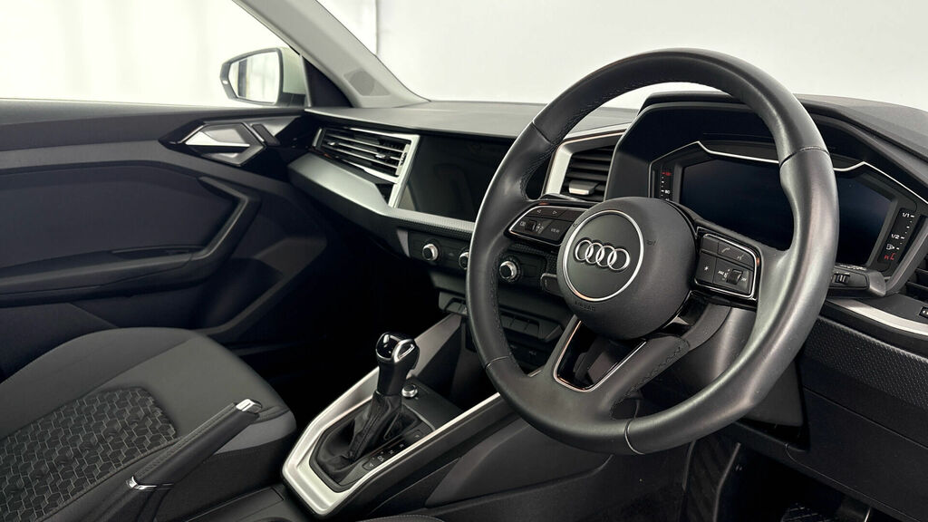 Audi A1 1.0 Tfsi 25 Sport Sportback S Tronic Euro 6 5-Door Silver #6