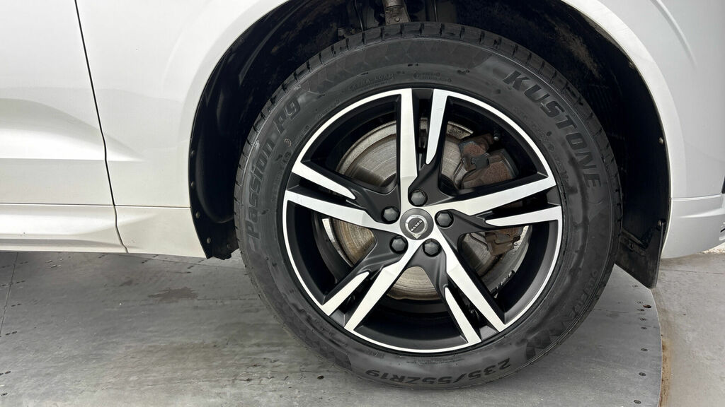 Volvo XC60 2.0 D4 R-design Euro 6 5-Door NL69HKT Silver #5