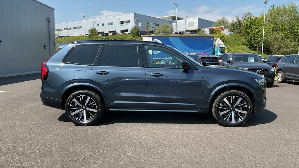 Volvo XC90 2.0 B5 Mhev Plus 4Wd Euro 6 5-Door CK26WKZ Blue #3