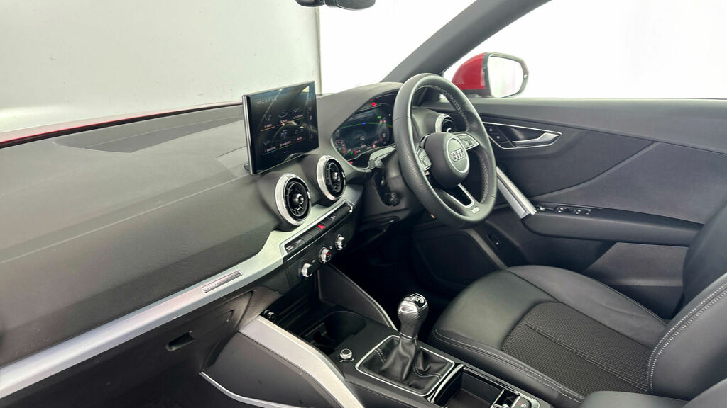 Audi Q2 Tfsi Cod 35 S Line Euro 6 5-Door WX24FCO Red #2