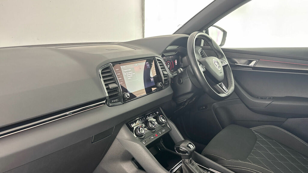 Skoda Karoq Tsi Act Sportline Dsg 4Wd Euro 6 5-Door Red #2