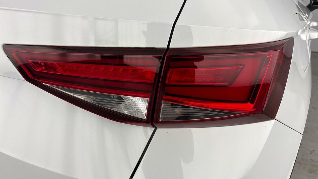 Seat Ateca 1.5 Tsi Evo Se Technology Suv Eu White #9