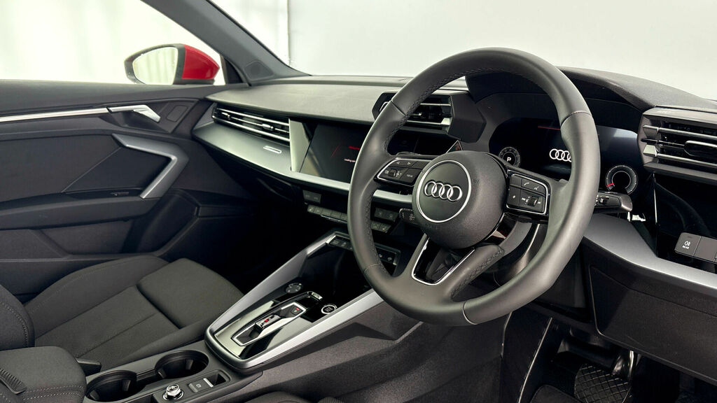 Audi A3 Tfsi 30 Sport S Tronic Euro 6 4-Door Red #6