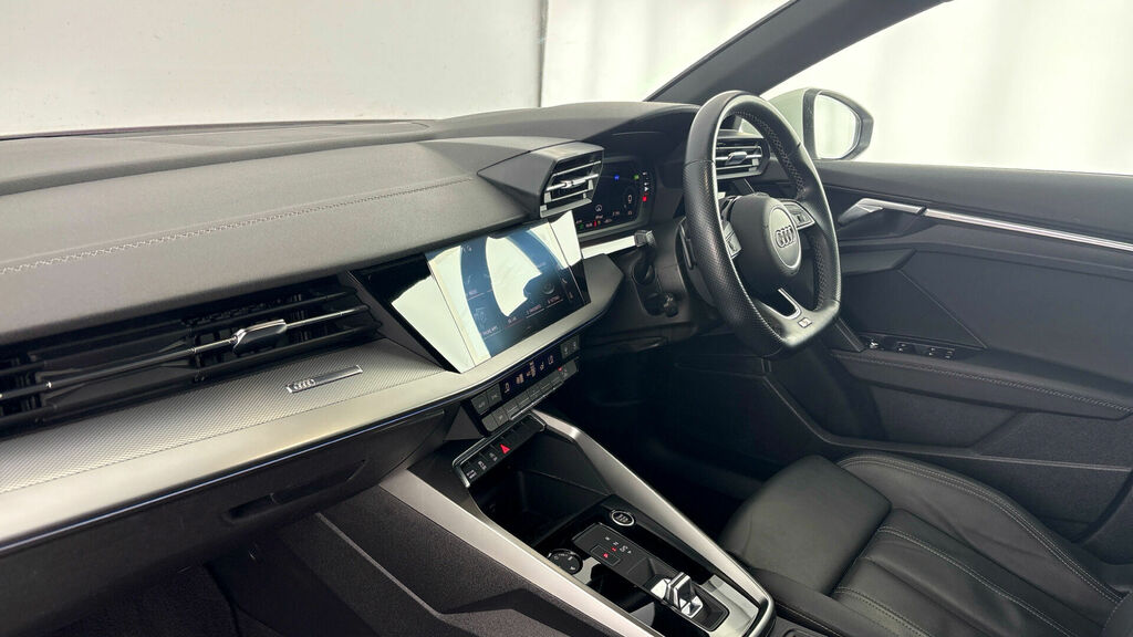 Audi A3 Tfsi 35 S Line Sportback S Tronic Euro 6 5-Door WR71FSO White #2