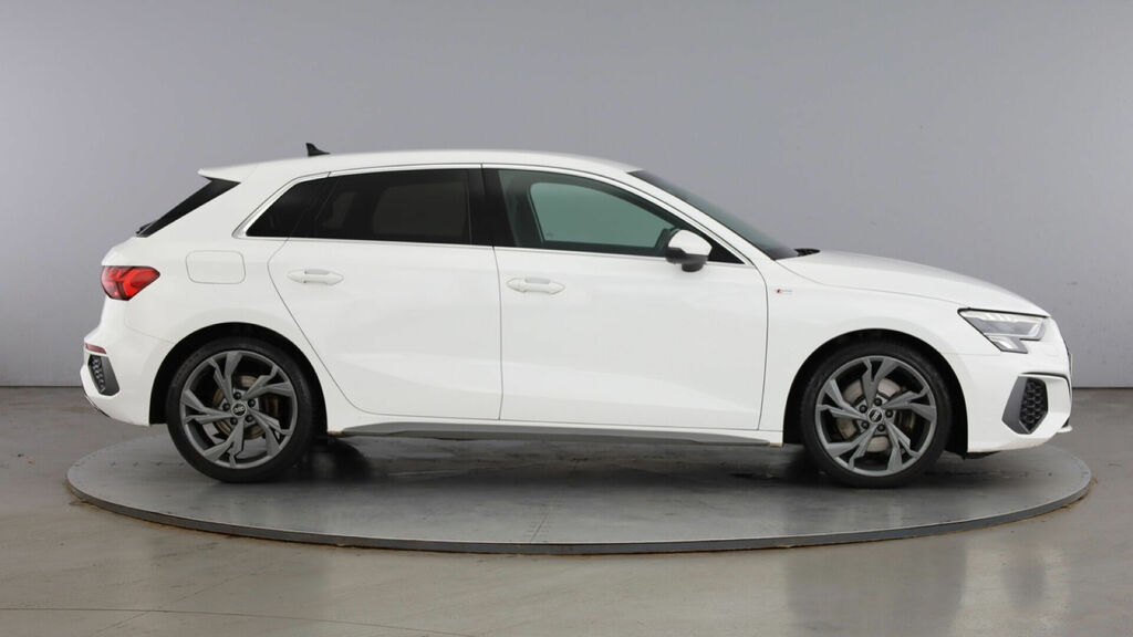 Audi A3 Tfsi 35 S Line Sportback S Tronic Euro 6 5-Door WR71FSO White #4