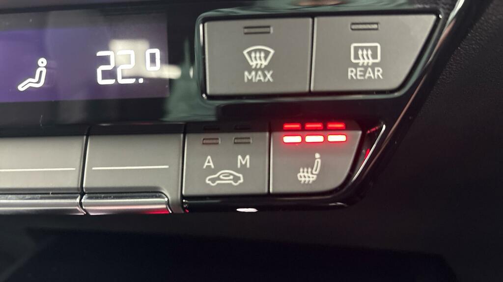 Audi Q4 E Tron Black Edition 45 E-tron Quattro 21000 Kw Black #24