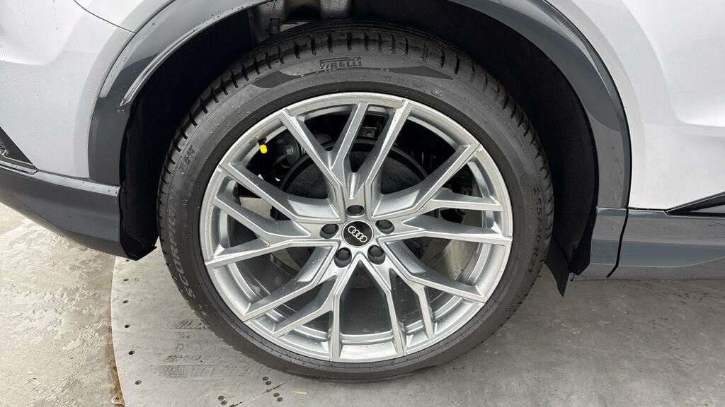 Audi Q4 E Tron Black Edition 45 E-tron Quattro 21000 Kw Black #8