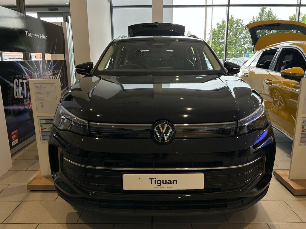 Volkswagen Tiguan Etsi Mhev Match Dsg Euro 6 5-Door Black #2