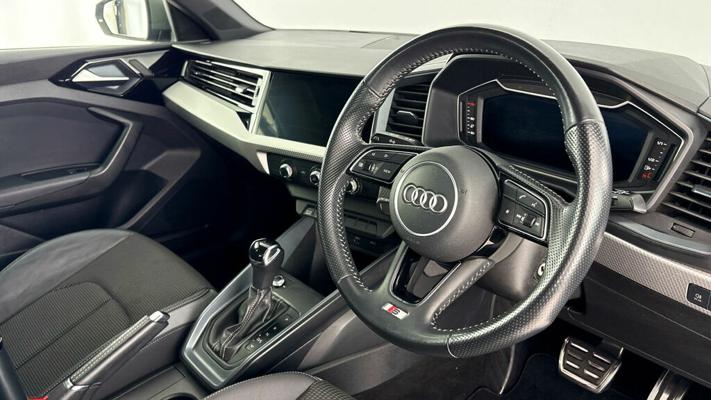 Audi A1 Tfsi 35 S Line Sportback S Tronic Euro 6 5-Door CE70VCT Grey #6