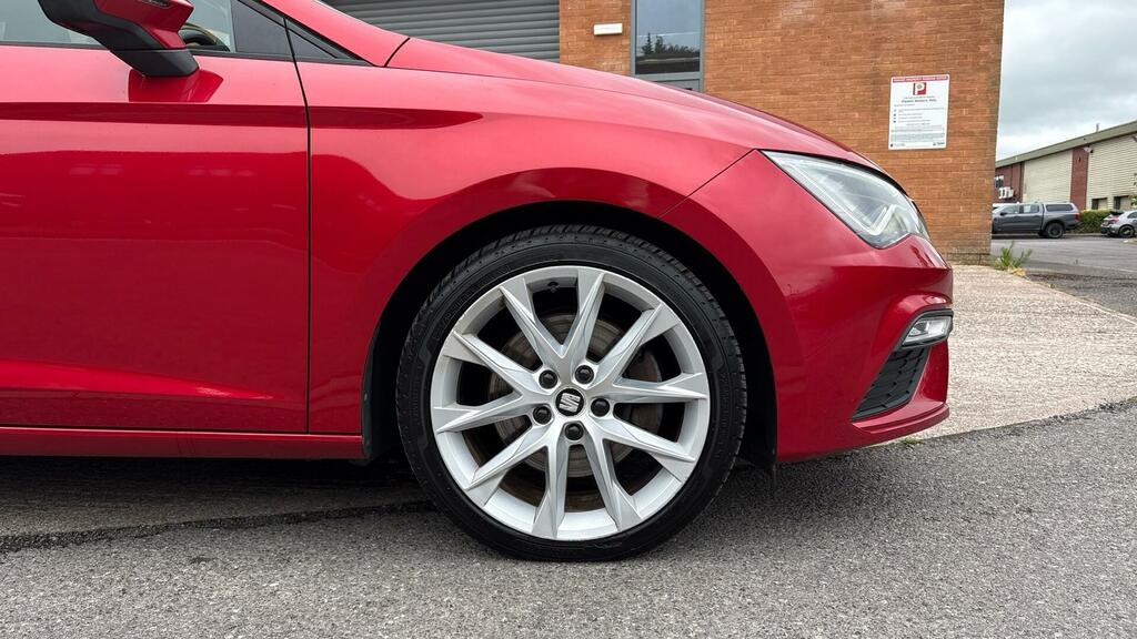 Seat Leon 2.0 Tdi Fr Technology Dsg Euro 6 5-Door Red #4
