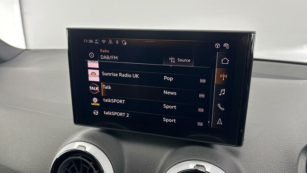Audi Q2 S Line 35 Tfsi 150 Ps S Tronic Black #24