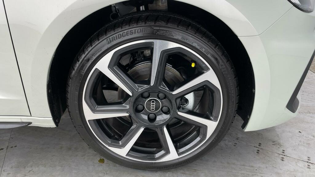 Audi A1 35 Tfsi Black Edition S Tronic Grey #4