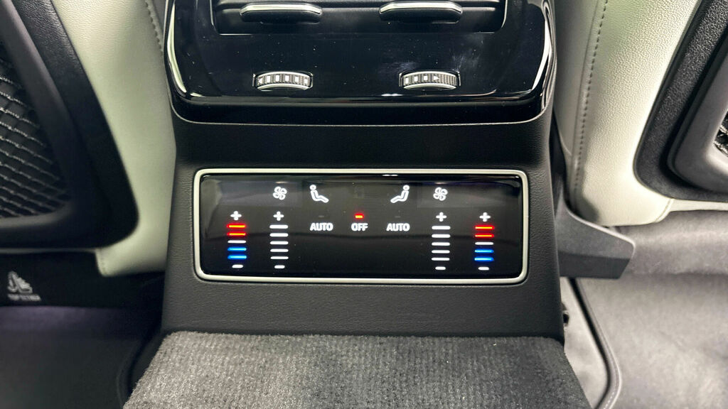 Audi A6 Avant Audi A6 Avant S Line E-tron 210,000 Kw Blue #27