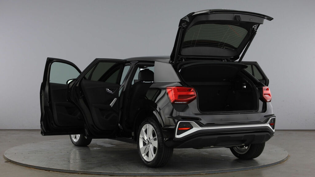 Audi Q2 35 Tfsi S Line S Tronic Black #11