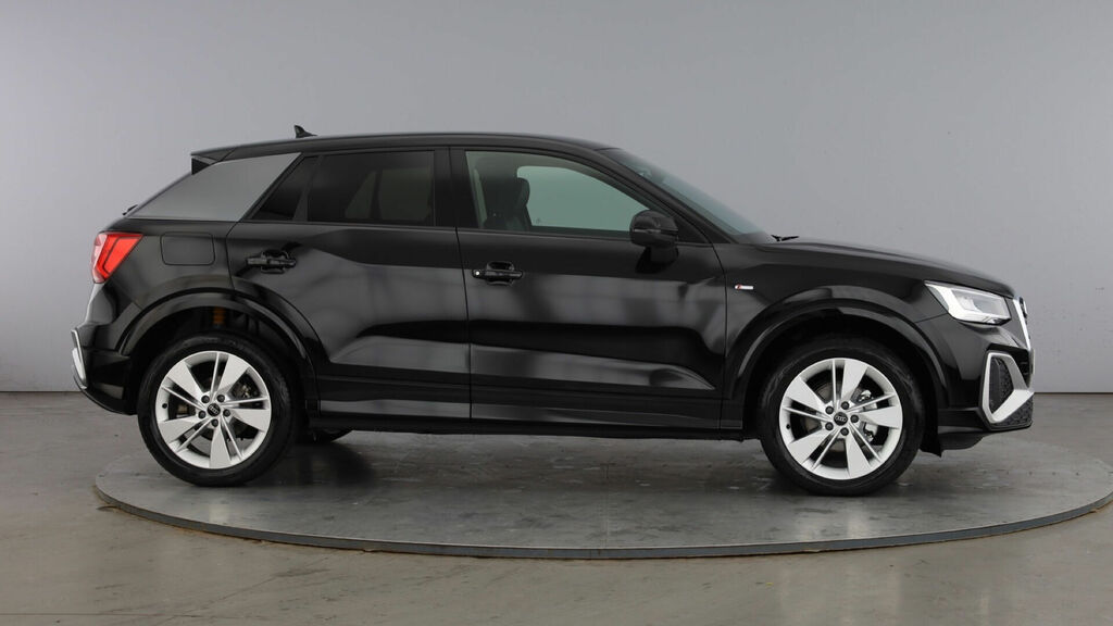 Audi Q2 Tfsi Cod 35 S Line S Tronic Euro 6 5-Door Black #4