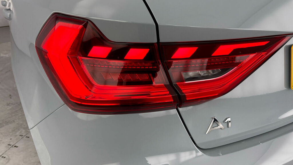 Audi A1 1.0 Tfsi 25 S Line Sportback S Tronic E FY26TNZ Grey #31