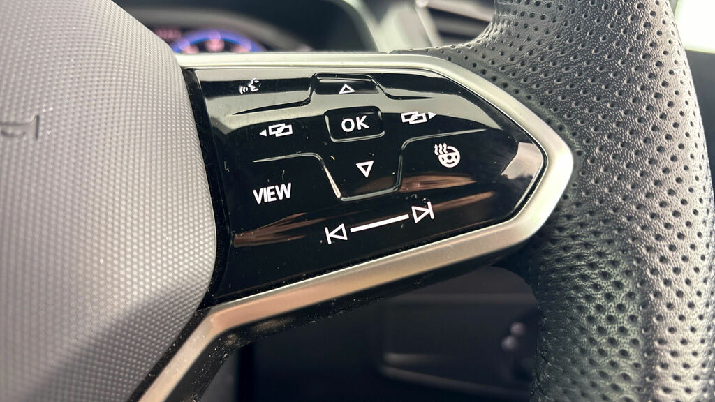 Volkswagen Tiguan Elegance Black #24