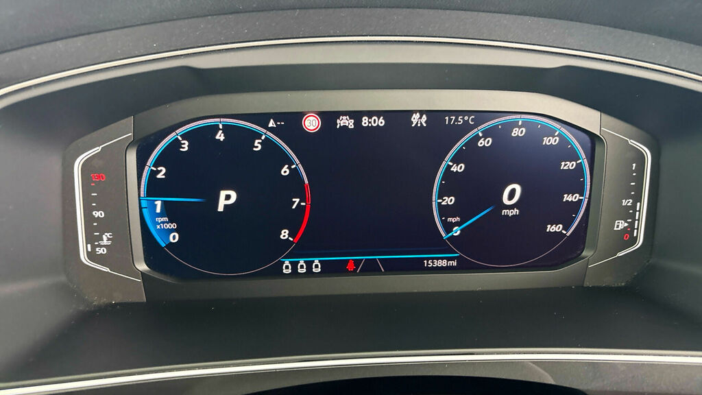 Volkswagen Tiguan Elegance Black #21