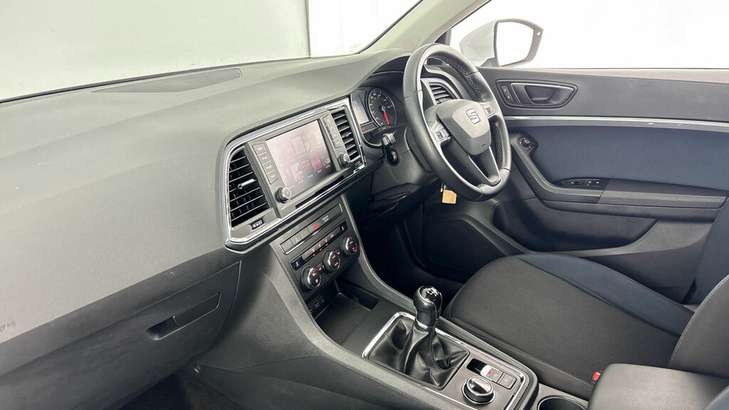 Seat Ateca Ecotsi Se Technology Euro 6 5-Door White #2