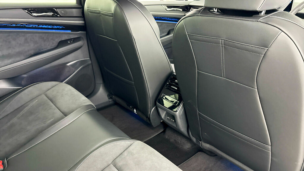 Volkswagen ID.7 210Kw Match Pro S Plus 86Kwh Grey #28