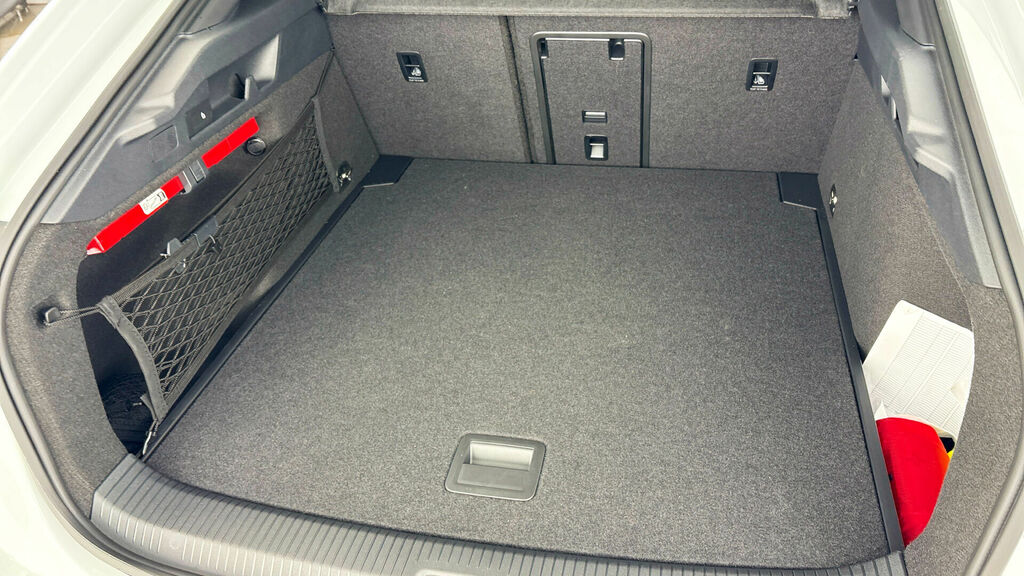 Volkswagen ID.7 210Kw Match Pro S Plus 86Kwh Grey #31