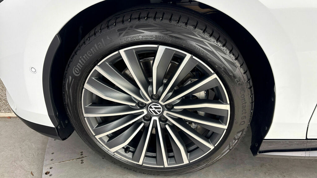 Volkswagen ID.7 210Kw Match Pro S Plus 86Kwh Grey #38