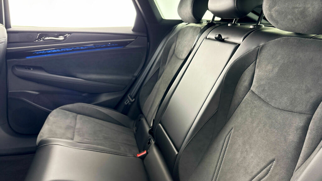 Volkswagen ID.7 210Kw Match Pro S Plus 86Kwh Grey #34