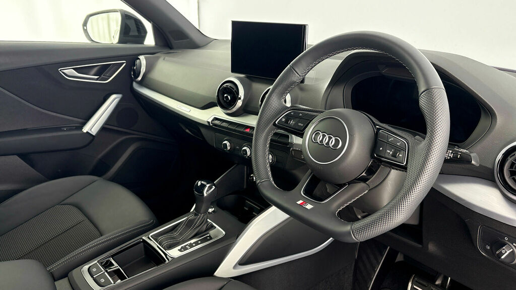 Audi Q2 Tfsi Cod 35 Black Edition S Tronic Euro 6 5-Door DK75WWA Grey #6
