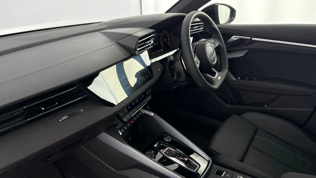 Audi A3 Tfsi 35 Black Edition S Tronic Euro 6 4-Door WN26GMG Green #2