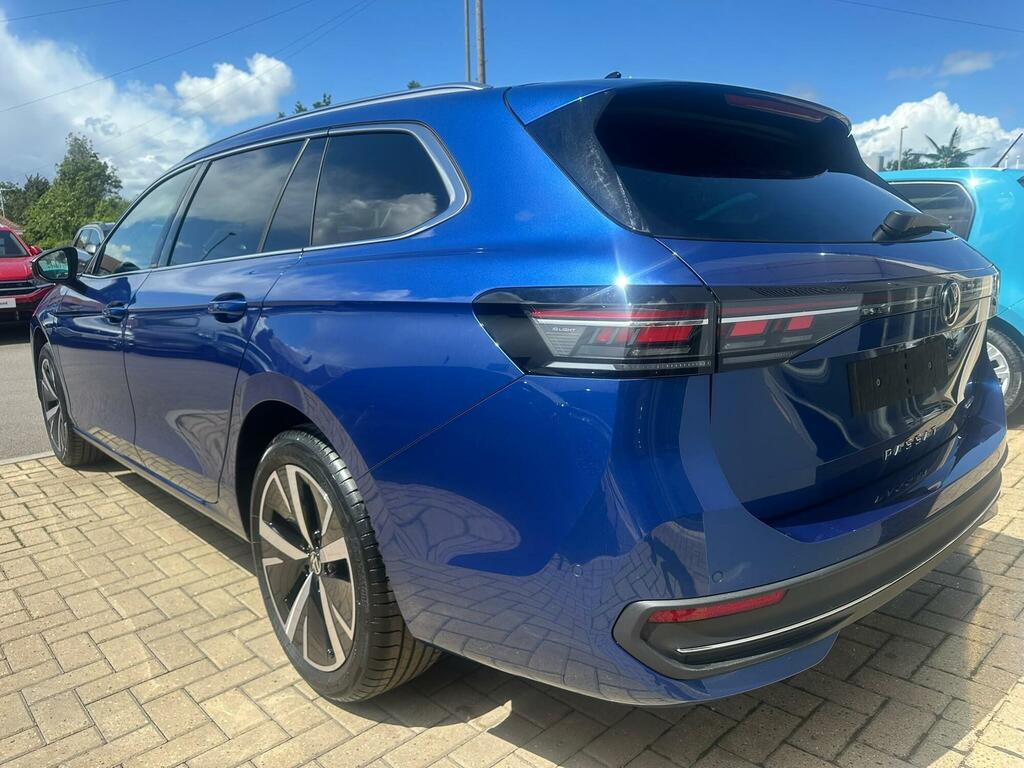 Volkswagen Passat Match 1.5 Tsi Ehybrid 204 Ps 6-Speed Dsg 5-Door Blue #3