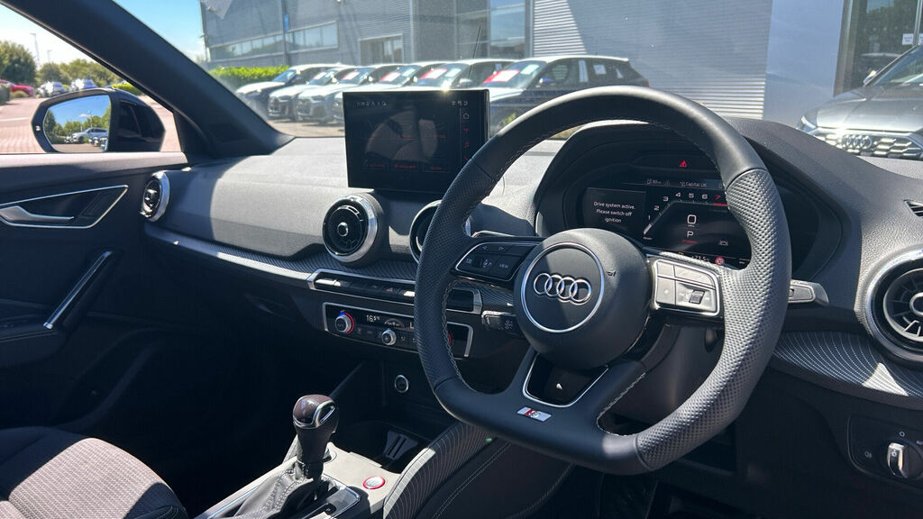 Audi SQ2 2.0 Tfsi Black Edition S Tronic Quattro Euro 6 5-D Blue #6