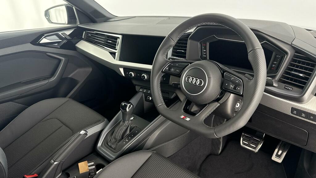 Audi A1 30 Tfsi S Line S Tronic 2026 Green #16