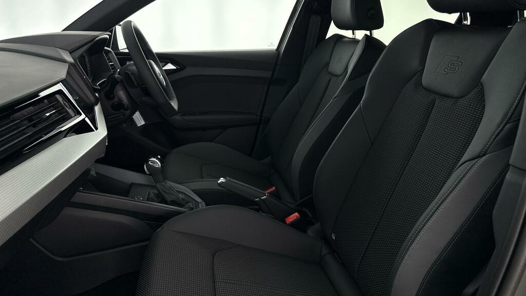 Audi A1 30 Tfsi S Line S Tronic 2026 Green #40