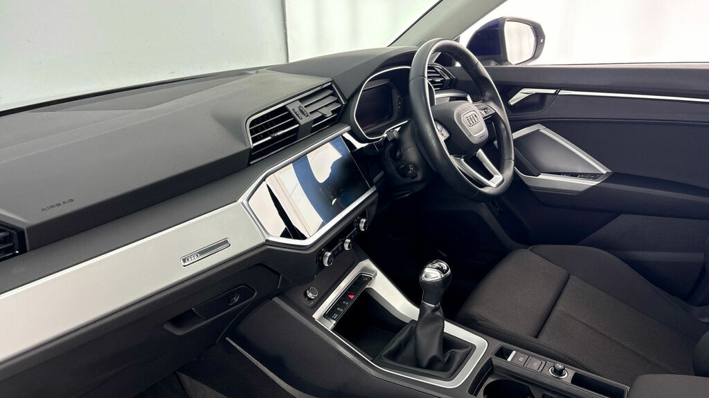 Audi Q3 Tfsi Cod 35 Sport Euro 6 5-Door CA22HYM Blue #2