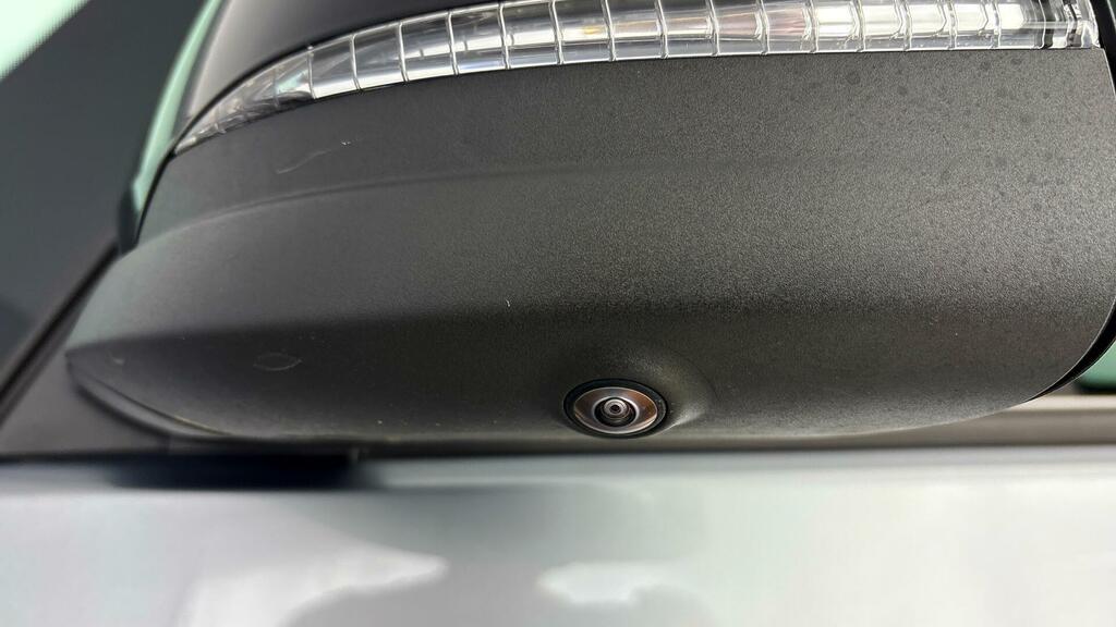 Volkswagen ID.Buzz Commerce Plus Black #41