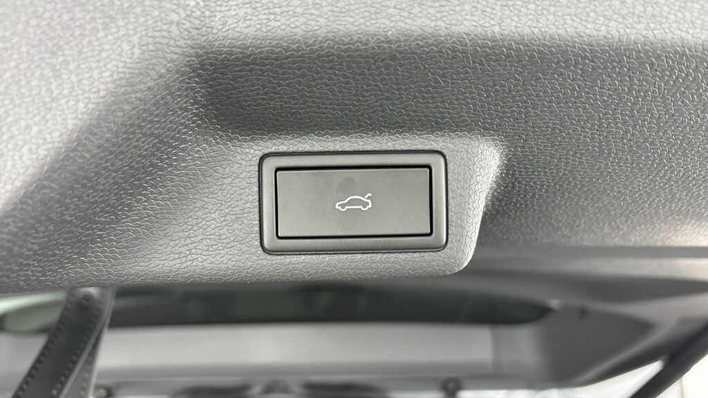 Volkswagen ID.Buzz Pro 79Kwh Commerce Panel Van 4Mo  #32