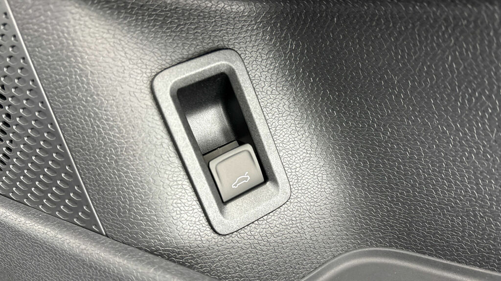Volkswagen ID.Buzz Pro 79Kwh Commerce Panel Van 4Mo  #19
