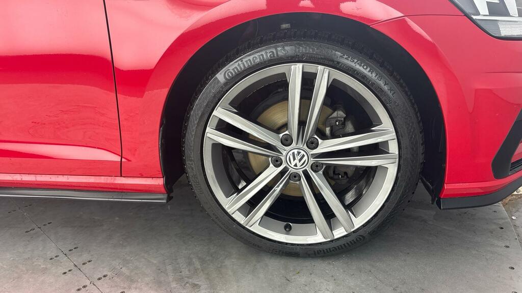 Volkswagen Golf Tsi Evo R-line Euro 6 5-Door CX68TVK Red #4
