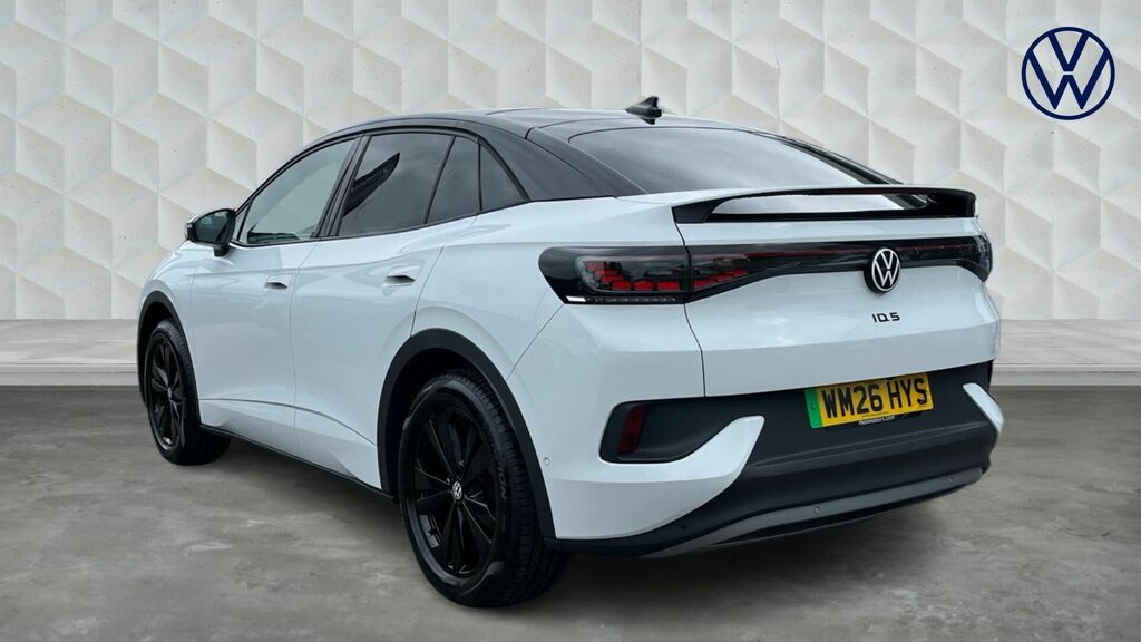 Volkswagen ID.5 Pro 77Kwh Black Edition 5-Door White #3