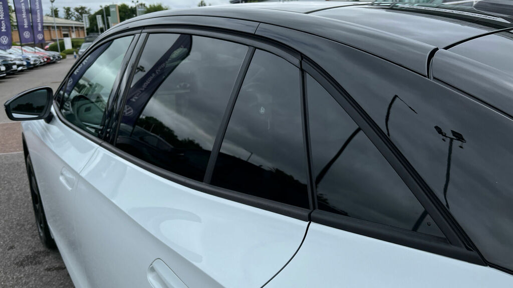 Volkswagen ID.5 210Kw Match Pro 77Kwh Red #33