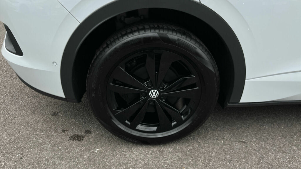 Volkswagen ID.5 210Kw Match Pro 77Kwh Red #31