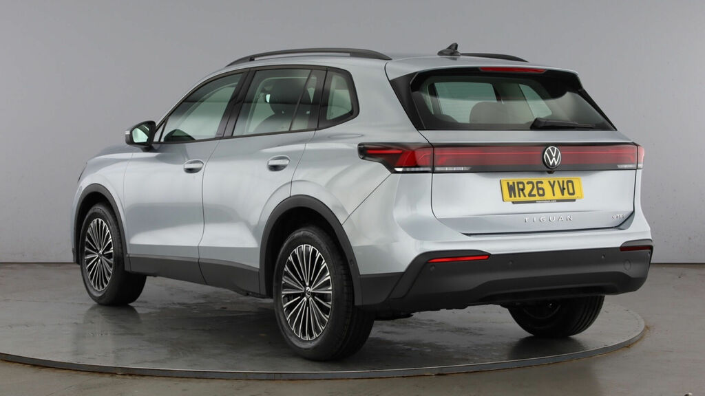 Volkswagen Tiguan Etsi Mhev Life Dsg Euro 6 5-Door Silver #3