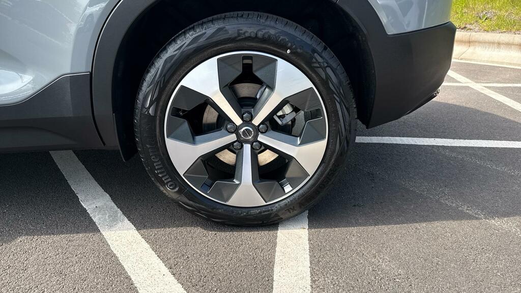 Volvo XC40 Black Edition Plus, B4 Mild Hybrid, Blue #13